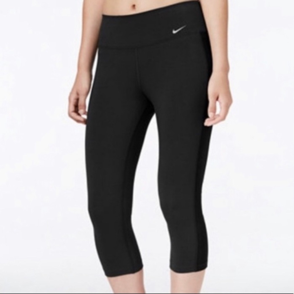 Nike Dri Fit capri athletic legging
